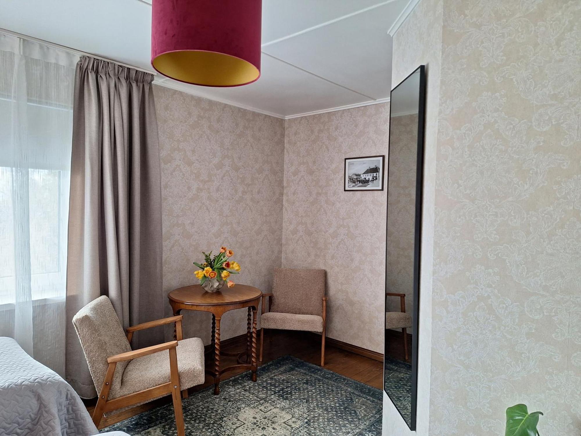 Kraavi Guest Hostel Kuressaare Eksteriør bilde