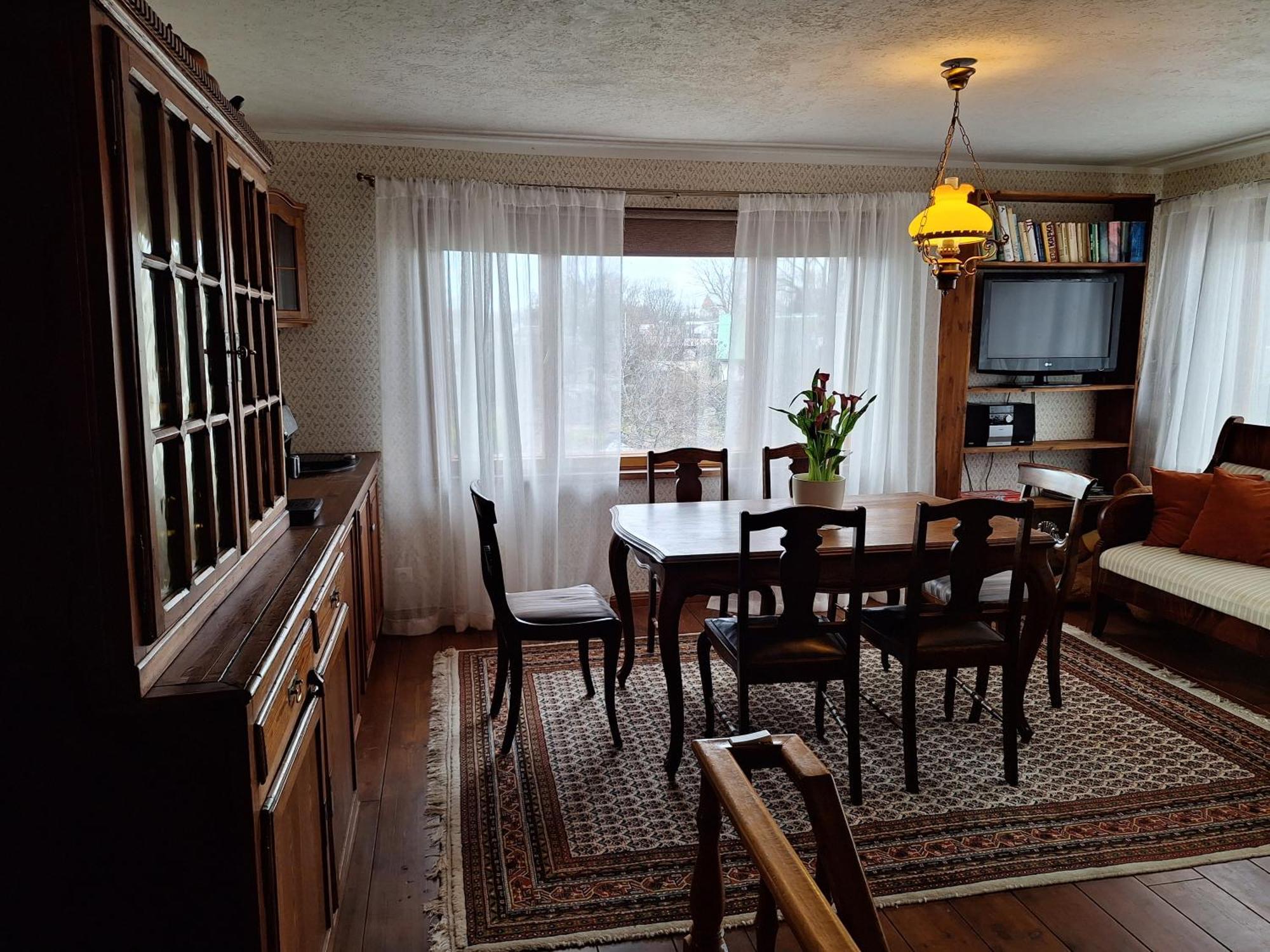Kraavi Guest Hostel Kuressaare Eksteriør bilde