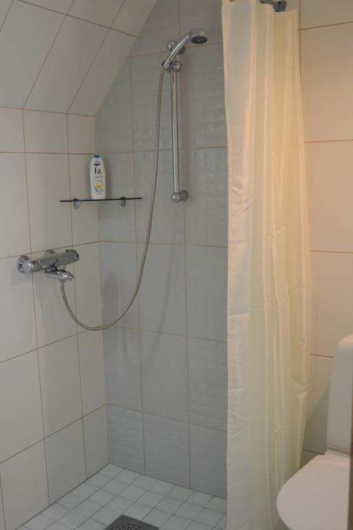 Kraavi Guest Hostel Kuressaare Eksteriør bilde