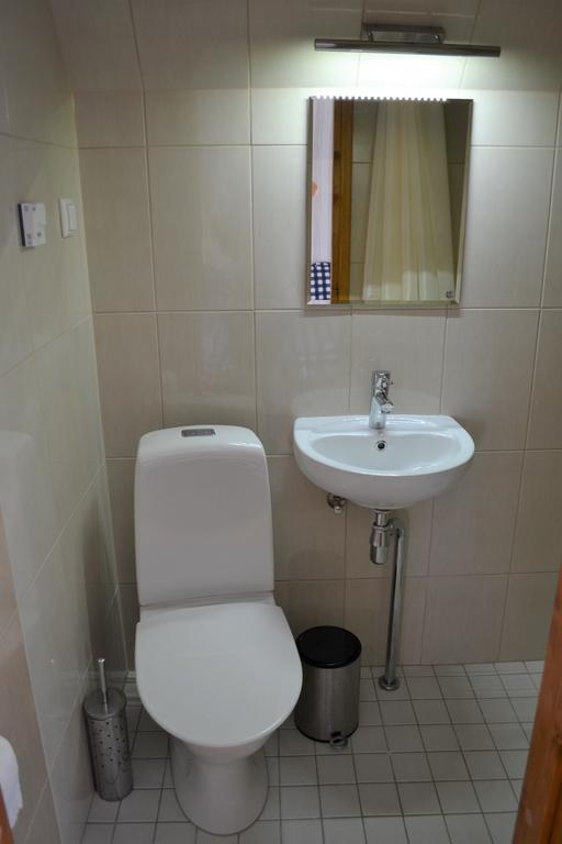 Kraavi Guest Hostel Kuressaare Eksteriør bilde